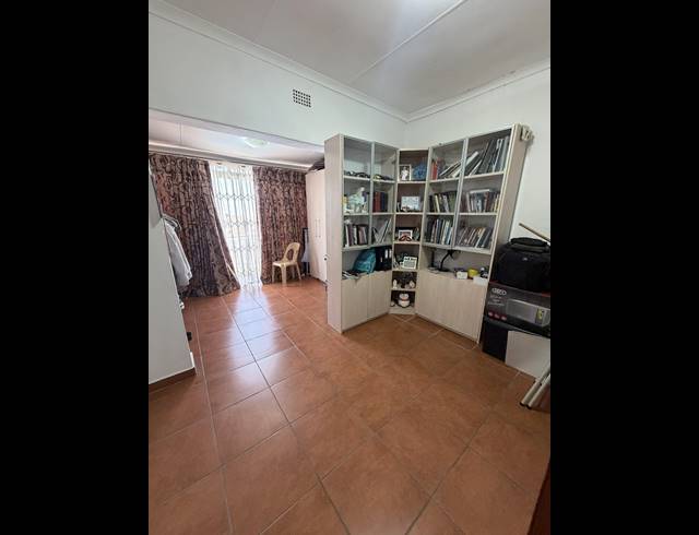 3 BEDROOM HOUSE FOR SALE IN RISANA